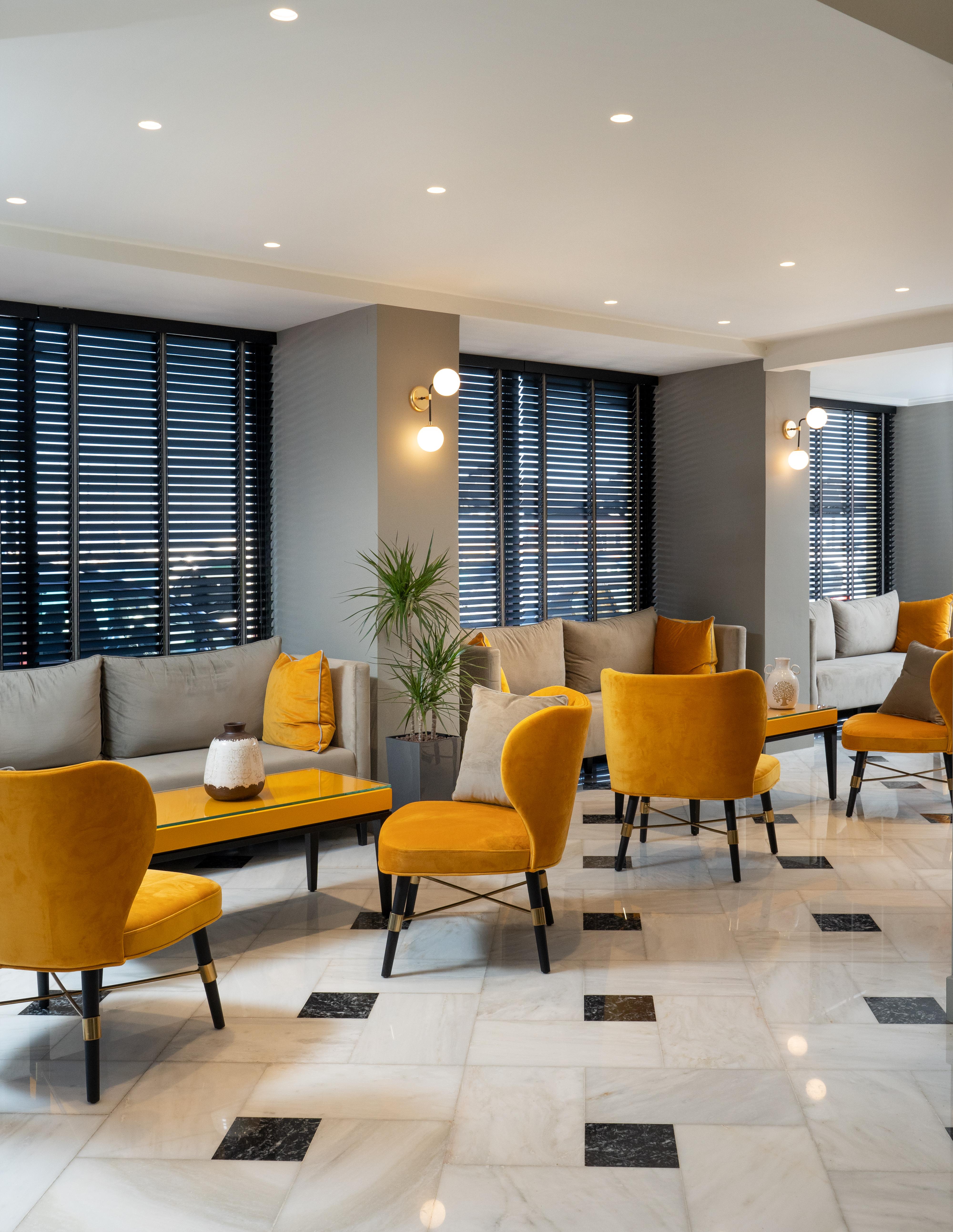 Pantheon City Hotel Gythio Extérieur photo
